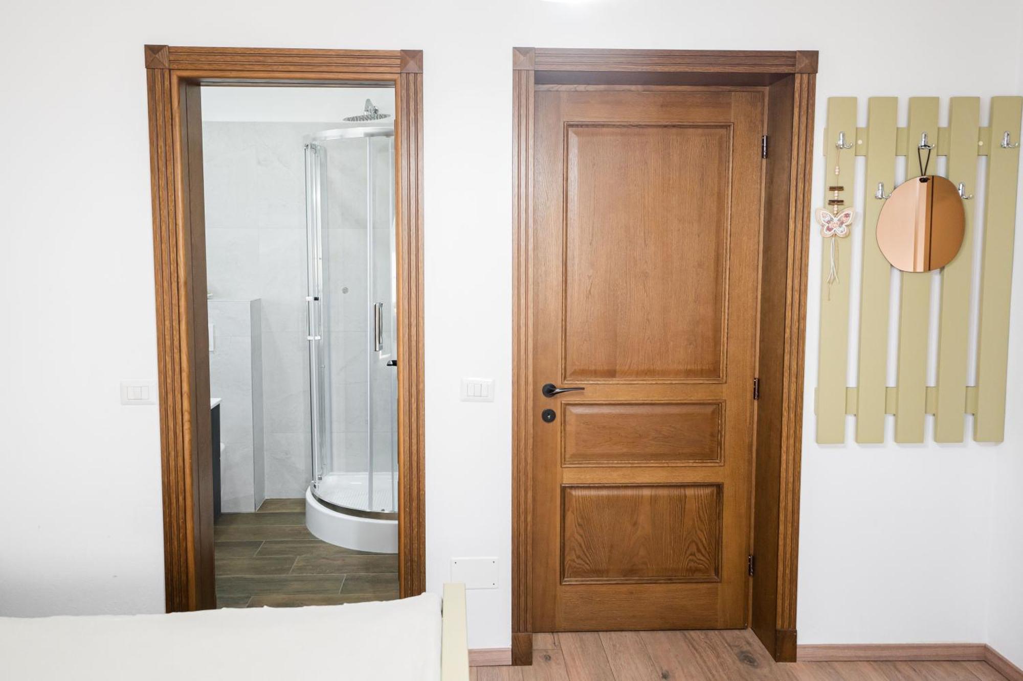 Casa Andra Hotel Siret ภายนอก รูปภาพ