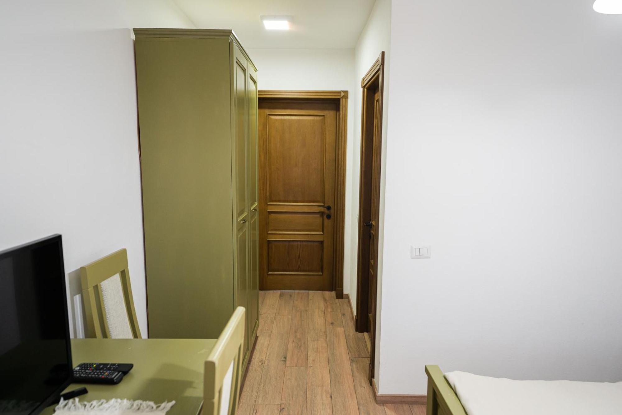 Casa Andra Hotel Siret ภายนอก รูปภาพ