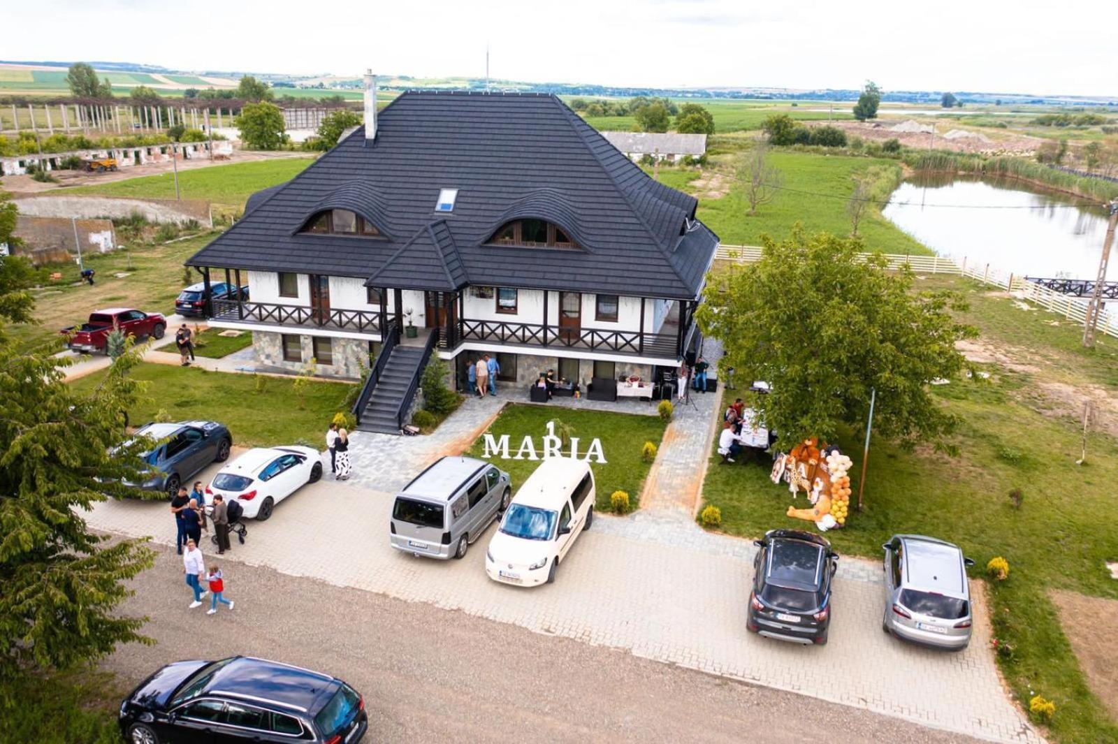 Casa Andra Hotel Siret ภายนอก รูปภาพ